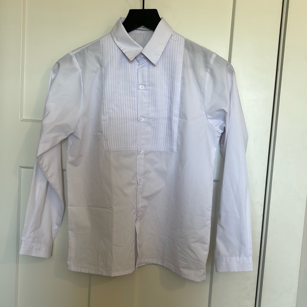 white detailed button down boys
